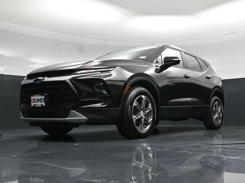 Used 2023 Chevrolet Blazer LT AWD/4WD image 61