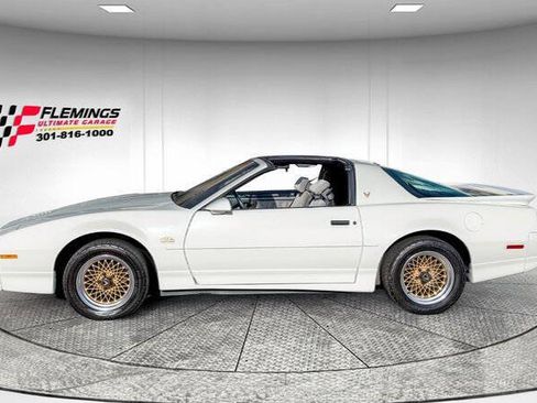Used 1987 Pontiac Firebird Trans Am image 3
