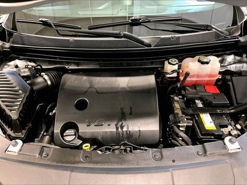 Used 2022 Chevrolet Traverse LT AWD/4WD image 31