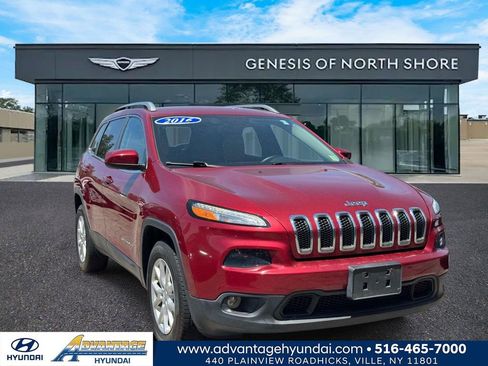 Used 2016 Jeep Cherokee Latitude AWD/4WD image 1