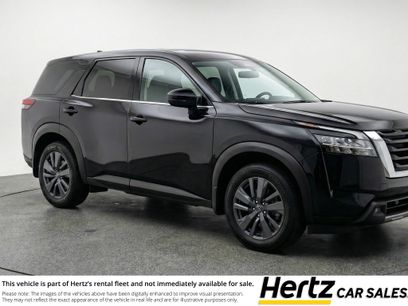 Used 2025 Nissan Pathfinder SV