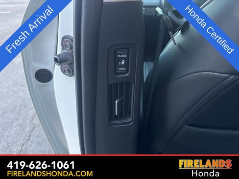 Certified 2025 Honda Odyssey Touring image 37