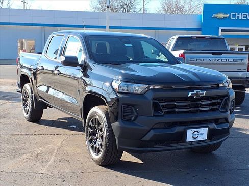 New 2026 Chevrolet Colorado W/T image 5