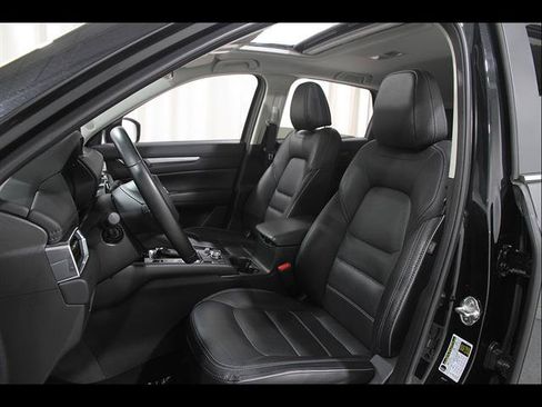 Certified 2025 MAZDA CX-5 AWD 2.5 S w/ Preferred Package image 5