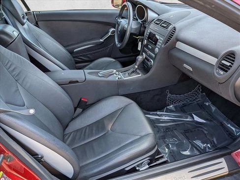 Used 2005 Mercedes-Benz SLK 350 image 19