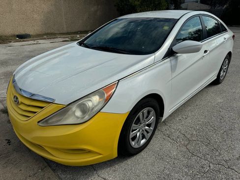 Used 2011 Hyundai Sonata GLS image 3