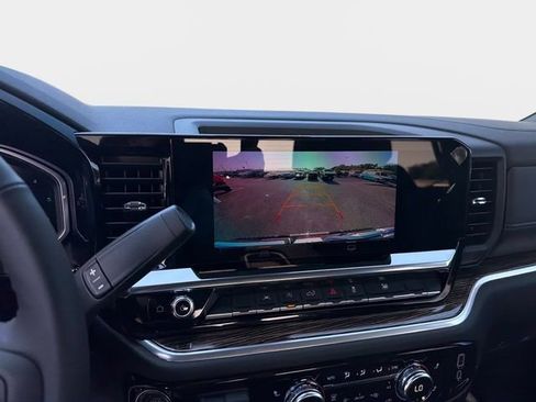 Used 2026 GMC Sierra 1500 SLE w/ Max Trailering Package image 22