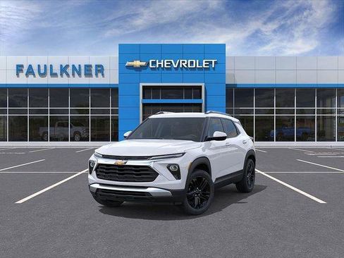 New 2026 Chevrolet TrailBlazer LT w/ Midnight Edition AWD/4WD image 8