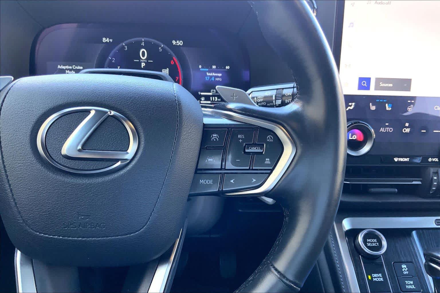Used 2025 Lexus GX 550 w/ Accessory Package (2T) AWD/4WD image 48