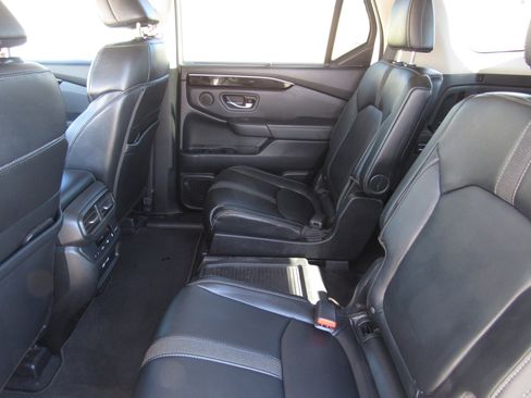 Certified 2023 Honda Pilot EX-L image 16