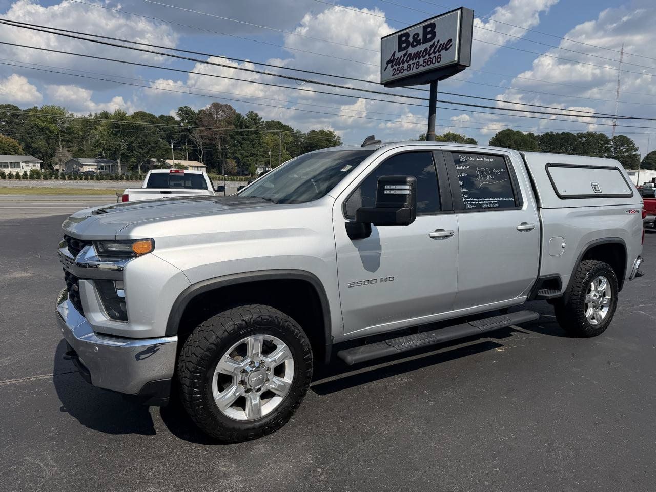 Used 2021 Chevrolet Silverado 2500 LT w/ Convenience Package AWD/4WD image 1