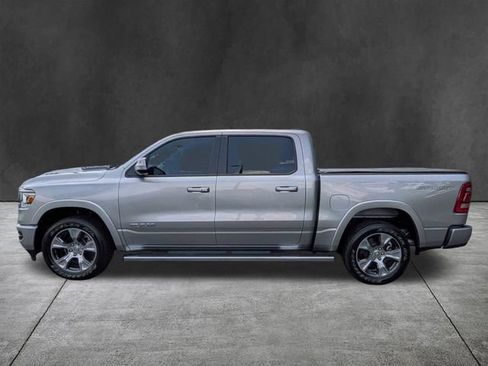 Used 2022 RAM 1500 Laramie AWD/4WD image 7