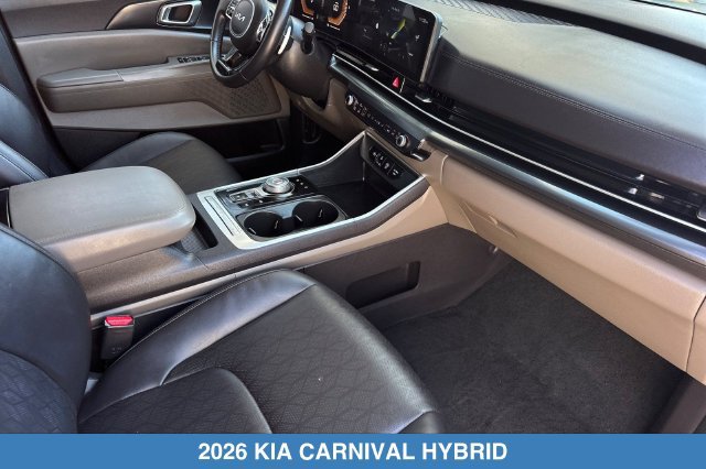 Used 2026 Kia Carnival LXS FWD image 19