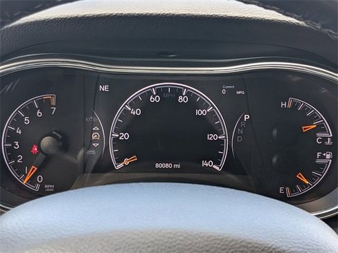 Certified 2021 Jeep Grand Cherokee Limited w/ Luxury Group II image 25