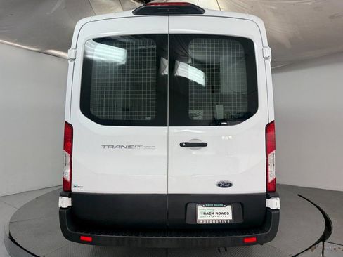 Used 2021 Ford Transit 250 Medium Roof image 8