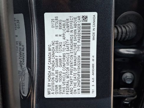 Certified 2025 Honda Civic Sport image 28