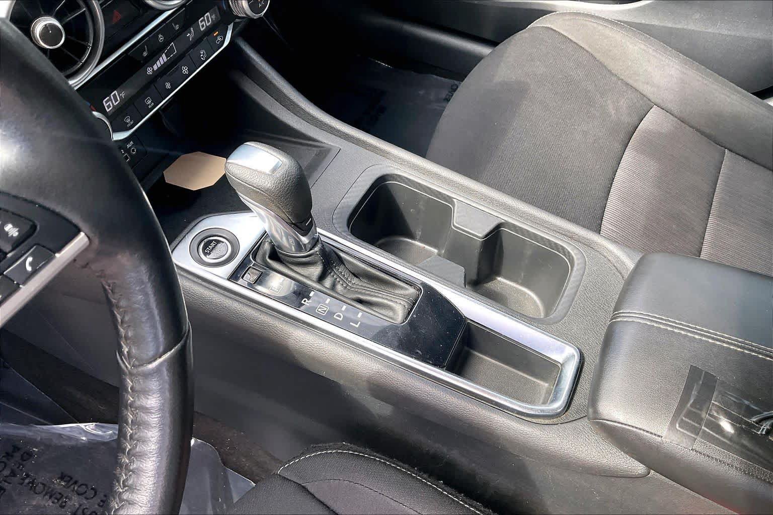 Used 2022 Nissan Sentra SV w/ All-Weather Package FWD image 17