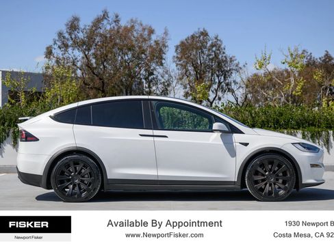 Used 2023 Tesla Model X AWD/4WD image 3