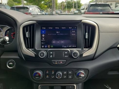 Used 2023 GMC Terrain Denali w/ Denali Premium Package AWD/4WD image 24