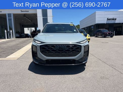 Used 2026 Audi Q3 quattro 2.0T AWD/4WD image 2