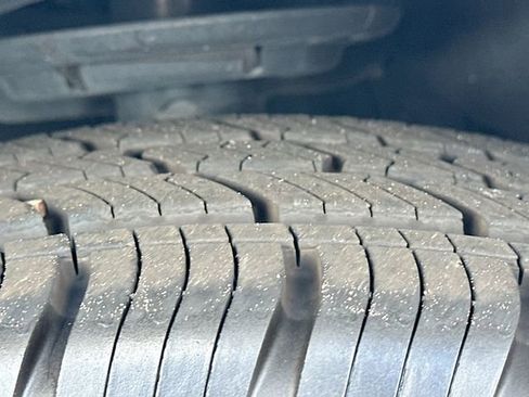 Used 2023 Ford Explorer XLT w/ Equipment Group 202A image 32