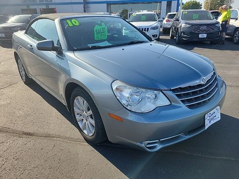 Used 2010 Chrysler Sebring Touring image 2