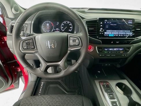 Certified 2025 Honda Ridgeline Sport image 11