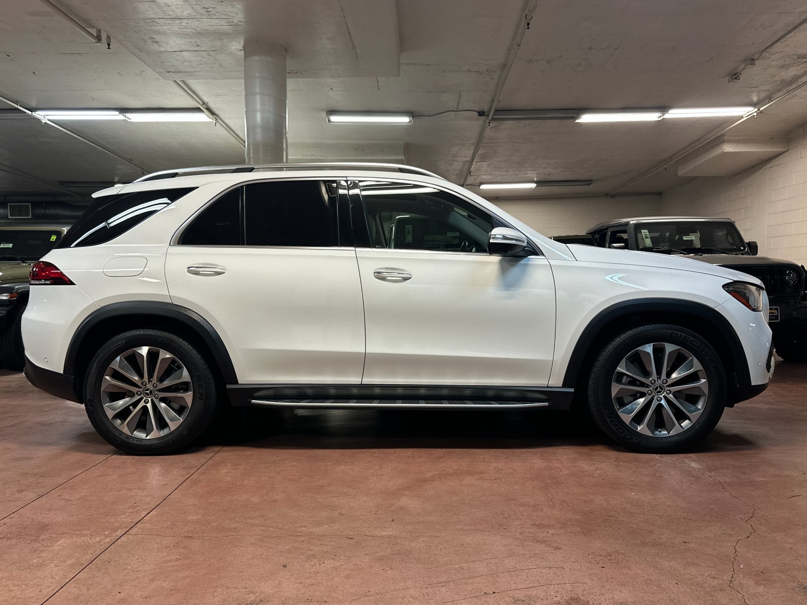 Used 2023 Mercedes-Benz GLE 450 4MATIC image 6