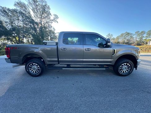 Used 2022 Ford F350 Lariat w/ Lariat Value Package image 6