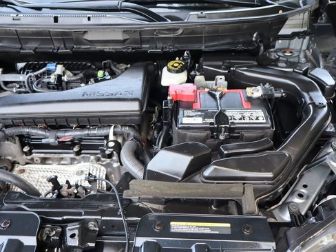 Used 2018 Nissan Rogue SL AWD/4WD image 40