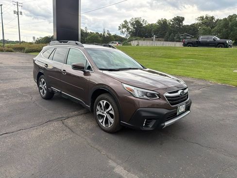 Used 2021 Subaru Outback Limited w/ Popular Package #2 AWD/4WD image 17