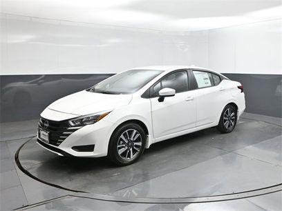 New 2025 Nissan Versa SV w/ Trunk Package
