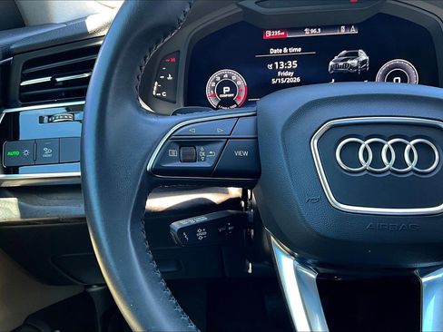 Used 2019 Audi Q8 Premium Plus w/ Premium Plus AWD/4WD image 20