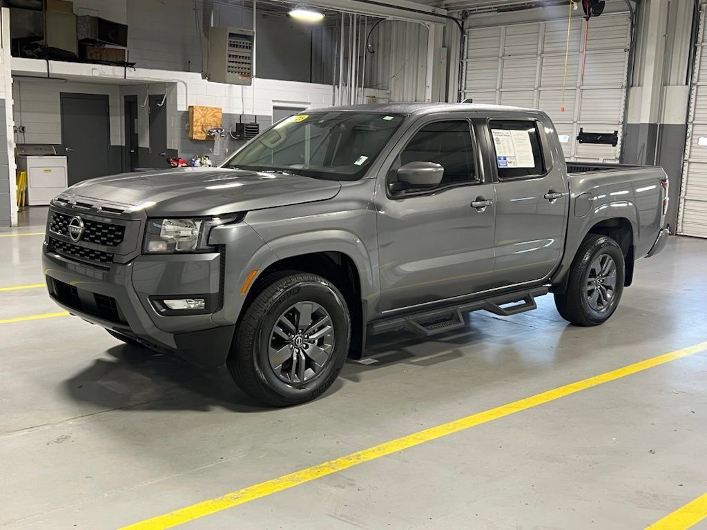 Used 2025 Nissan Frontier SV w/ SV Convenience Package AWD/4WD image 13
