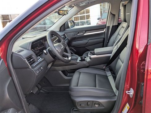 New 2026 GMC Terrain Denali w/ LPO, Floor Liner Package image 11