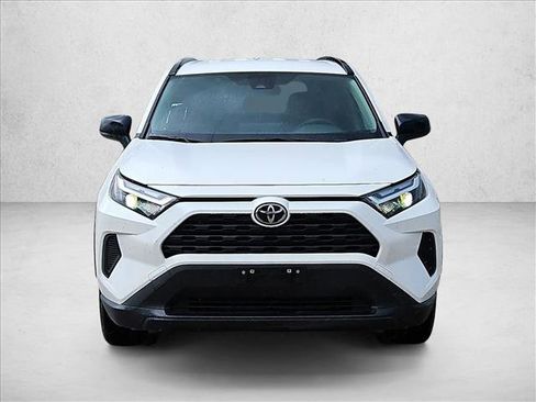 Used 2025 Toyota RAV4 LE AWD/4WD image 2