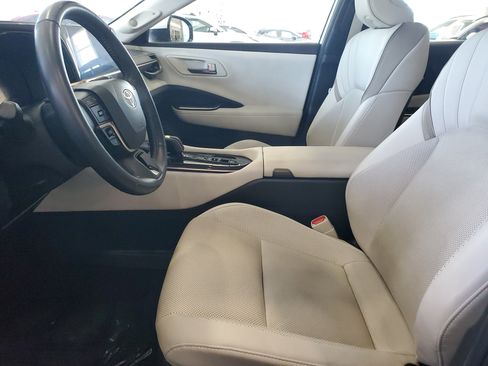 Certified 2024 Toyota Crown AWD/4WD image 18
