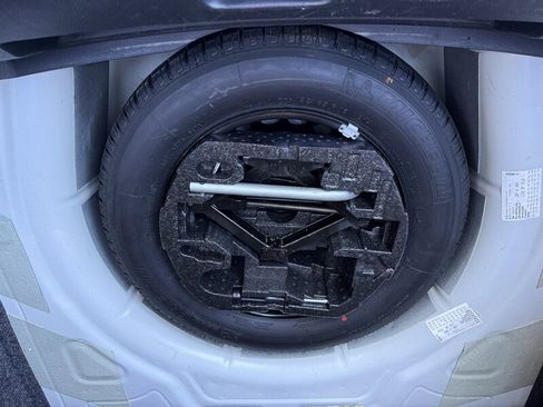 Used 2014 Volkswagen Jetta S image 25