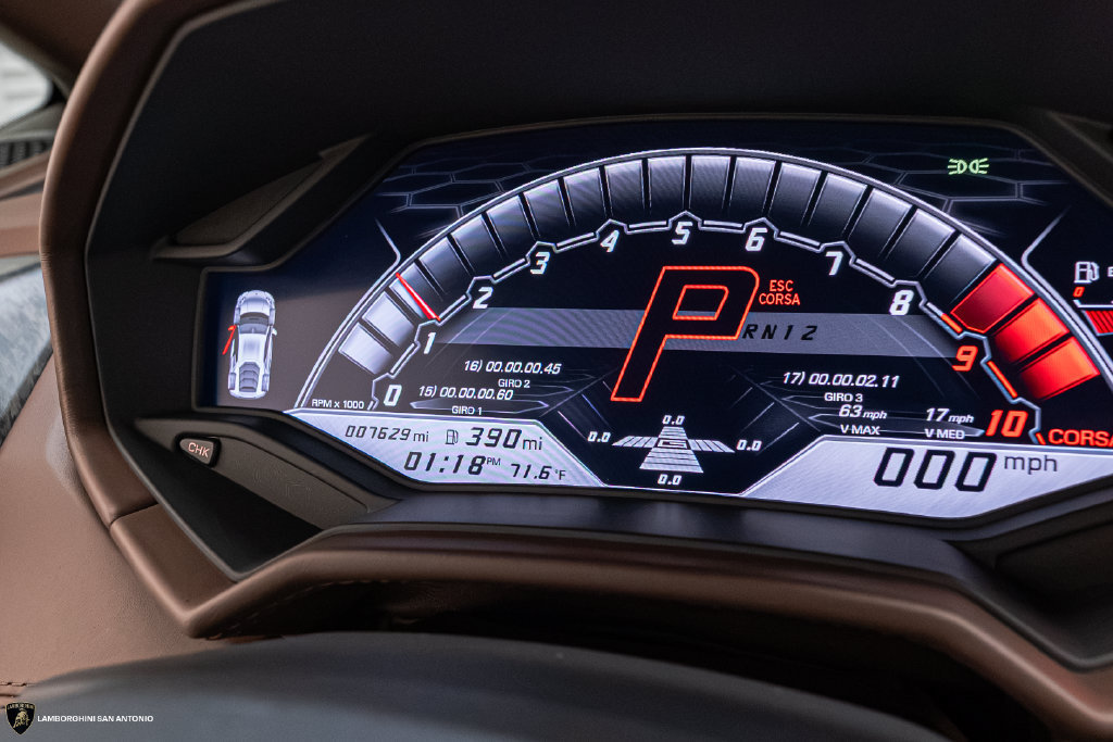 Used 2020 Lamborghini Huracan EVO AWD/4WD image 44