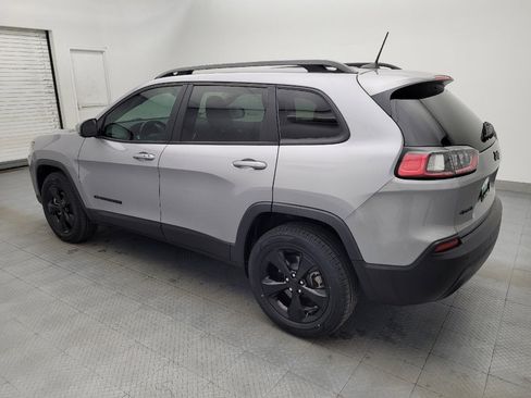Used 2021 Jeep Cherokee Latitude Plus AWD/4WD image 3