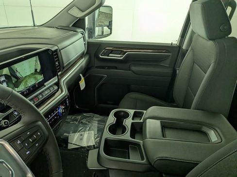 New 2026 GMC Sierra 2500 SLE w/ SLE Value Package; image 24