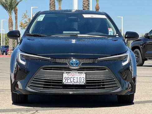 Certified 2024 Toyota Corolla LE w/ LE Convenience Package FWD image 11