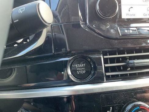 Used 2025 Nissan Pathfinder Platinum w/ Cargo Package image 37