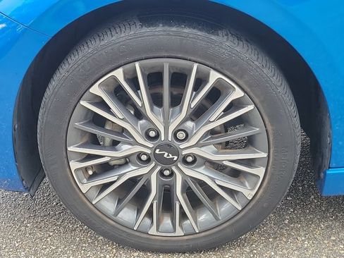 Certified 2023 Kia Forte GT-Line w/ GT-Line Technology Package FWD image 5