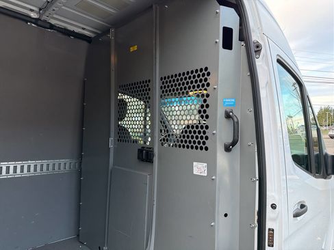 Used 2020 Mercedes-Benz Sprinter 3500 image 26