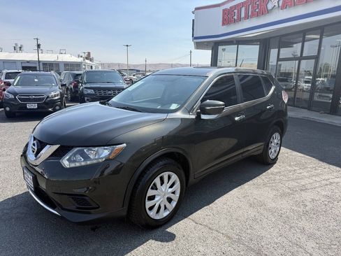Used 2015 Nissan Rogue S AWD/4WD image 1
