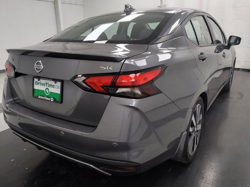 Used 2020 Nissan Versa SR w/ Convenience Package FWD image 9
