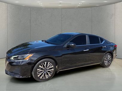 Used 2024 Nissan Altima 2.5 SV w/ SV Premium Package