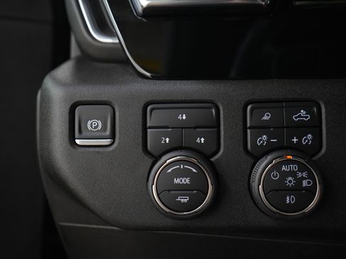 Used 2024 Chevrolet Silverado 3500 LT w/ Safety Package AWD/4WD image 25