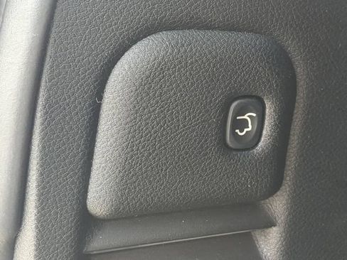 Used 2016 Jeep Grand Cherokee Laredo 75th Anniversary RWD image 15